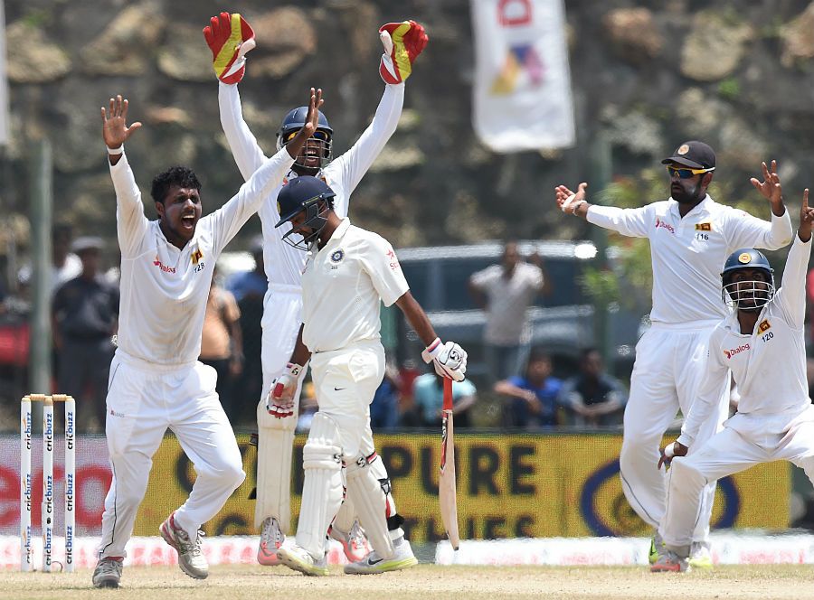 Tharindu Kaushal appeals unsuccessfully for an lbw against Amit Mishra  
