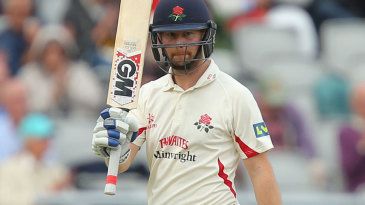 Brown ends tonless run as Lancashire push on