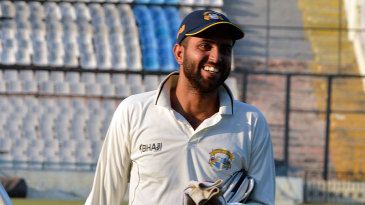 Khera, Sidhana resist after UP pacers strike