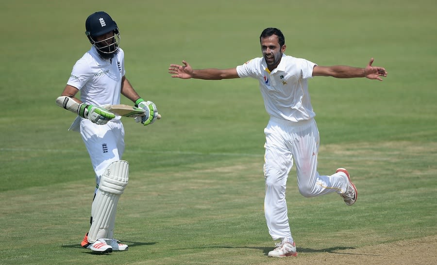Zia-ul-Haq celebrates dismissing Moeen Ali