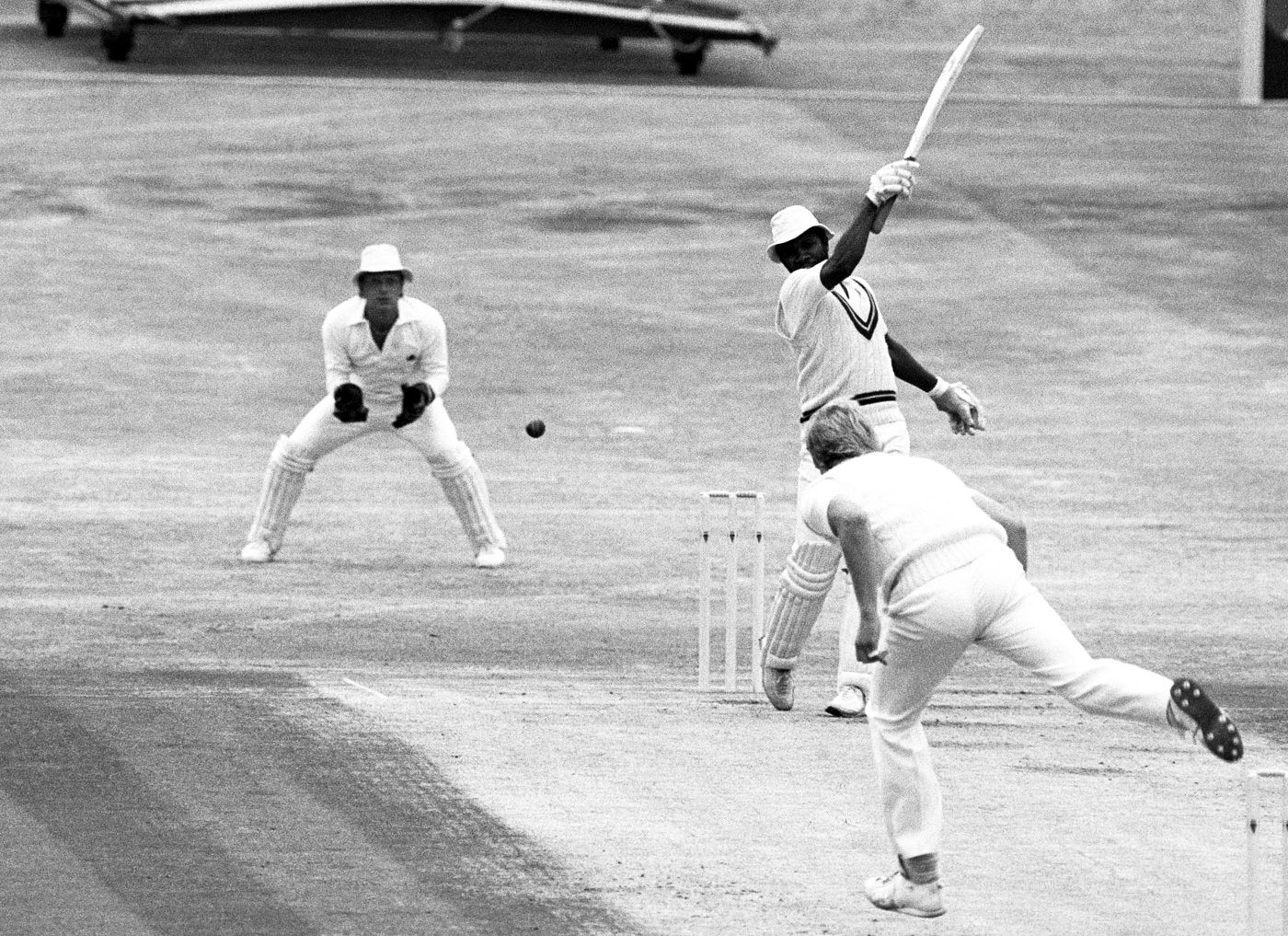 Malcolm Marshall hits the ball one-handed