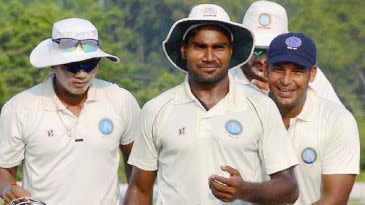 Jharkhand top table with five-wicket win