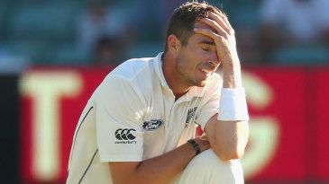 Borthwick, Arnel star as Wellington go top
