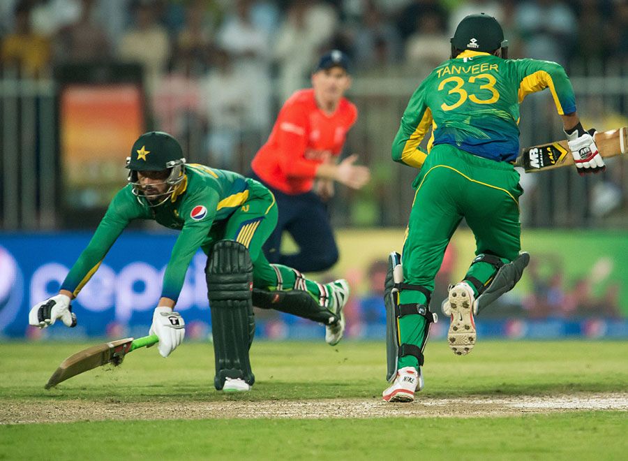 Anwar Ali and Sohail Tanvir scrambled the final bye