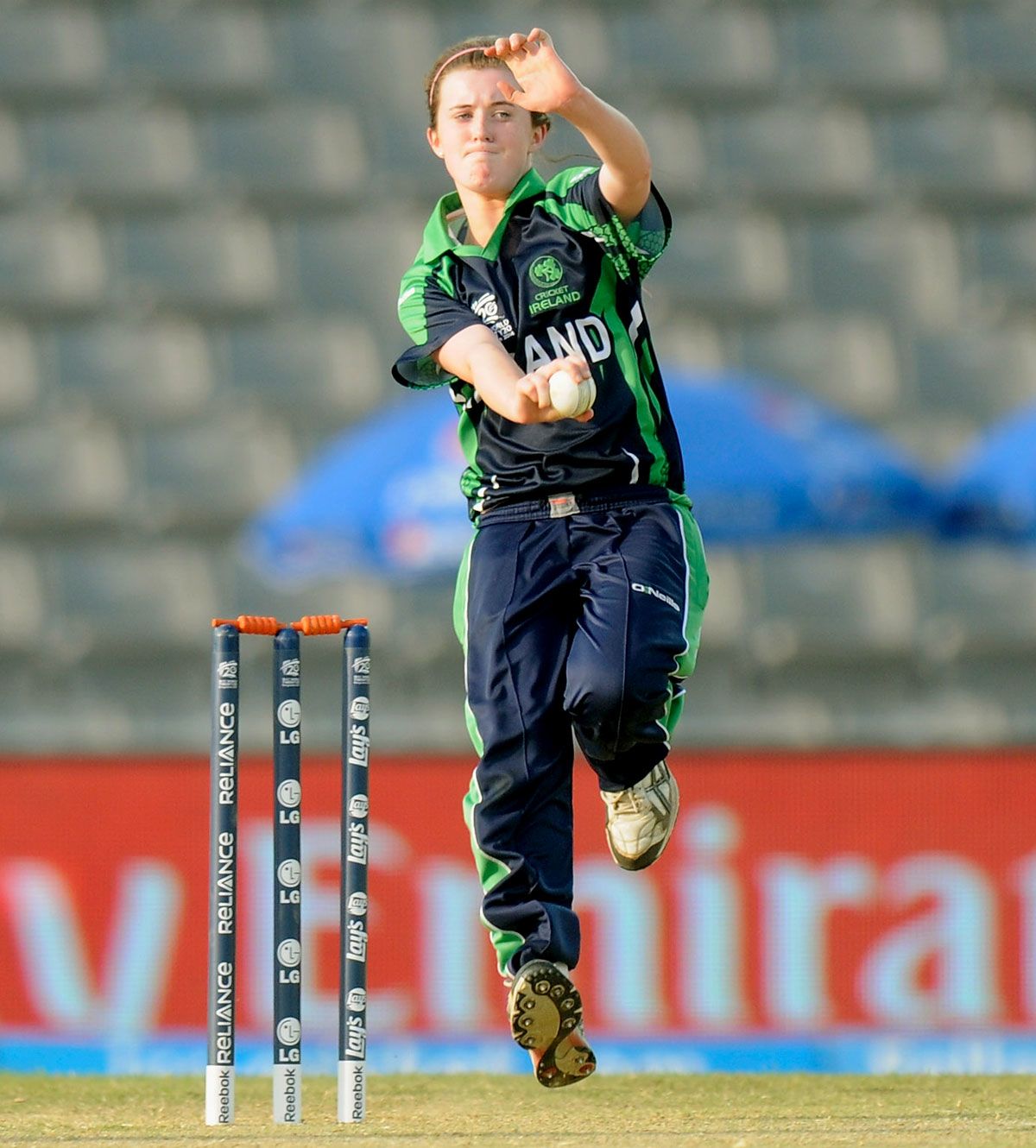 Lucy O'Reilly bowls