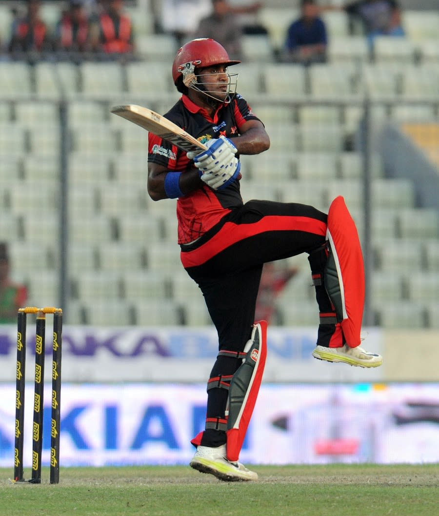 Junaid Siqqidue struck a brisk half-century