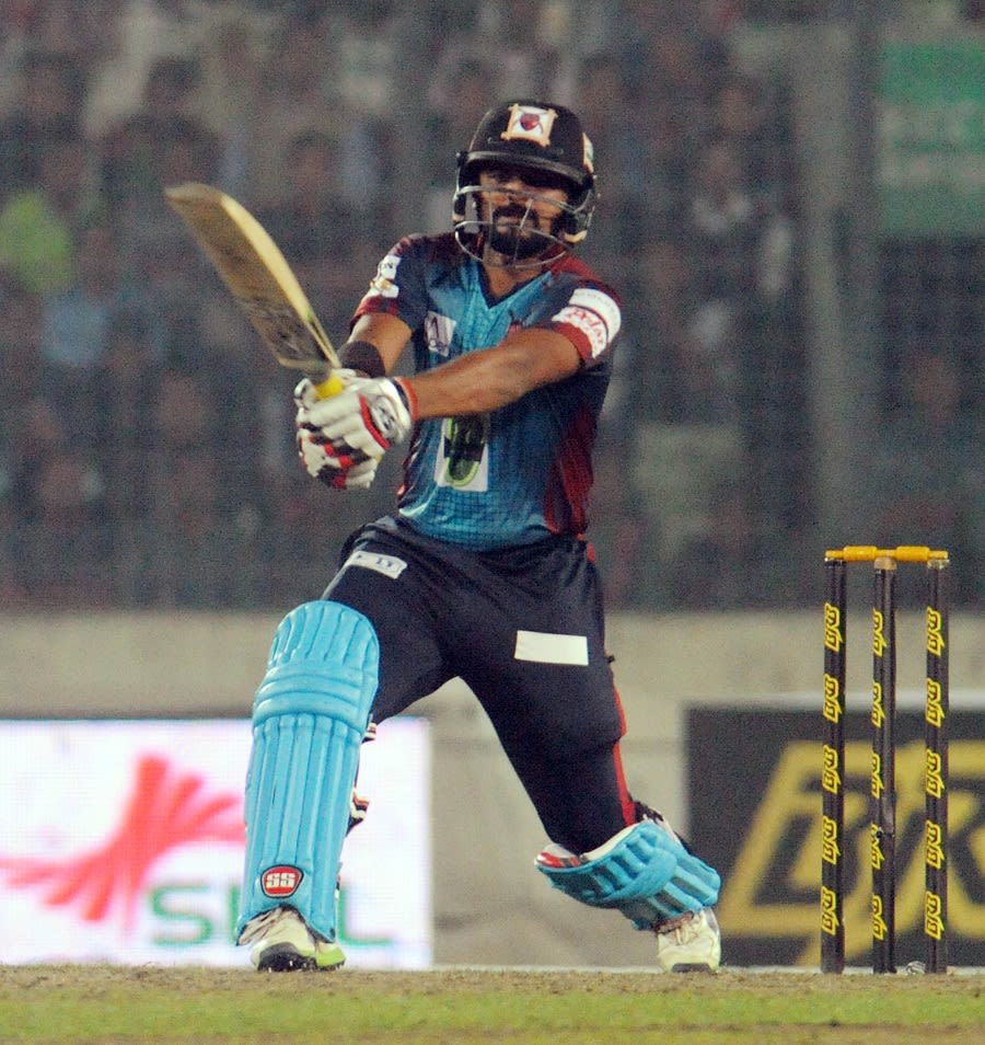 Shahriar Nafees struck a brisk unbeaten 44