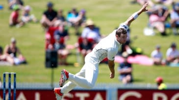 Central Districts upset champions Auckland by four wickets