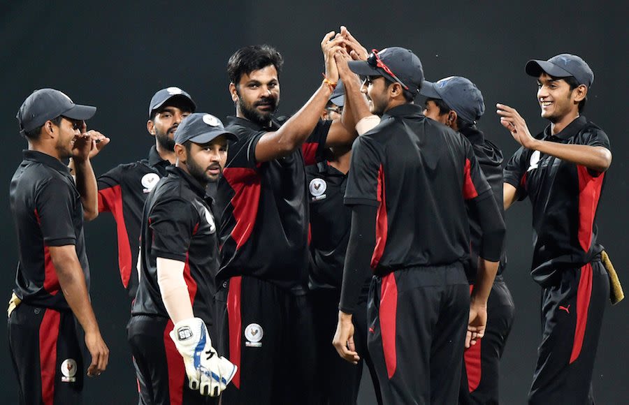 RP Singh rattled Delhi with four wickets