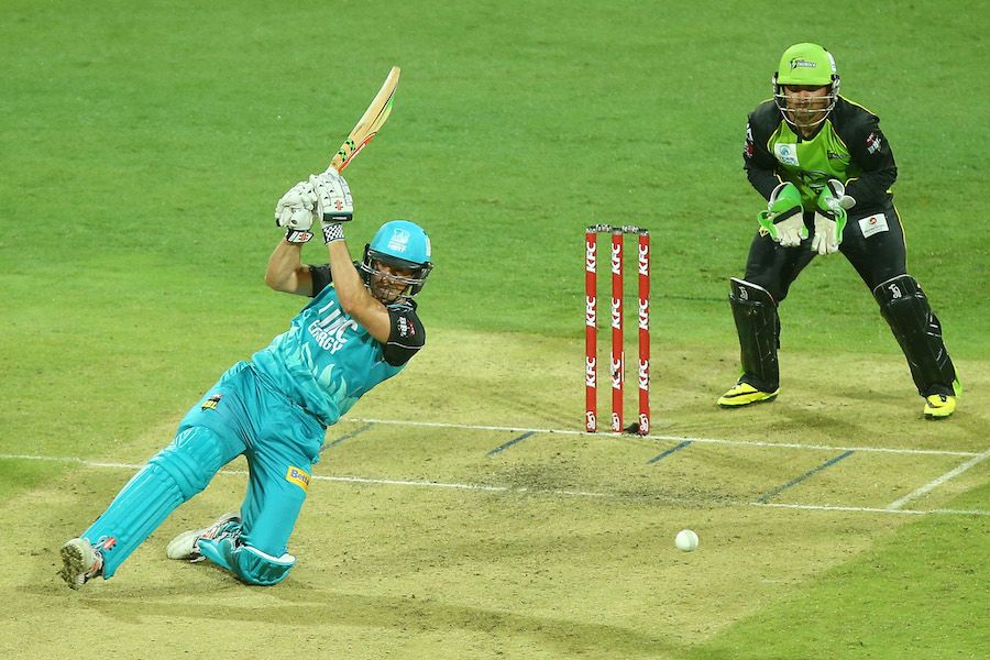 Nathan Reardon was not the only player to slip when the rain came down
