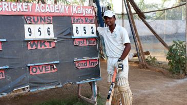 Mumbai teenager scores record 1009*