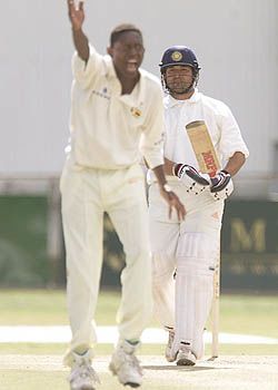 Brighton Watambwa has a loud shout against Sachin Tendulkar turned down