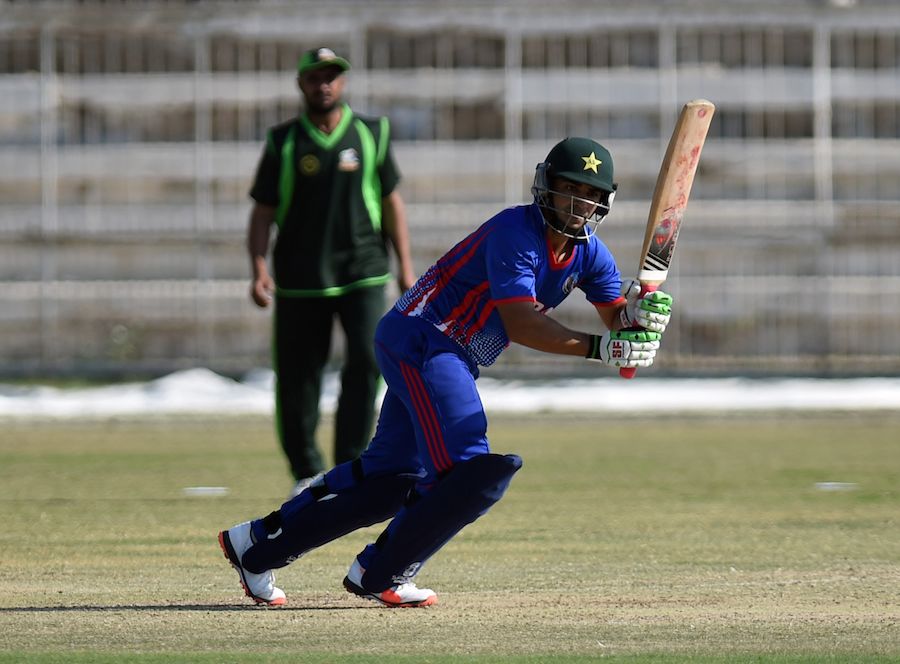 Salman Butt targets the leg side
