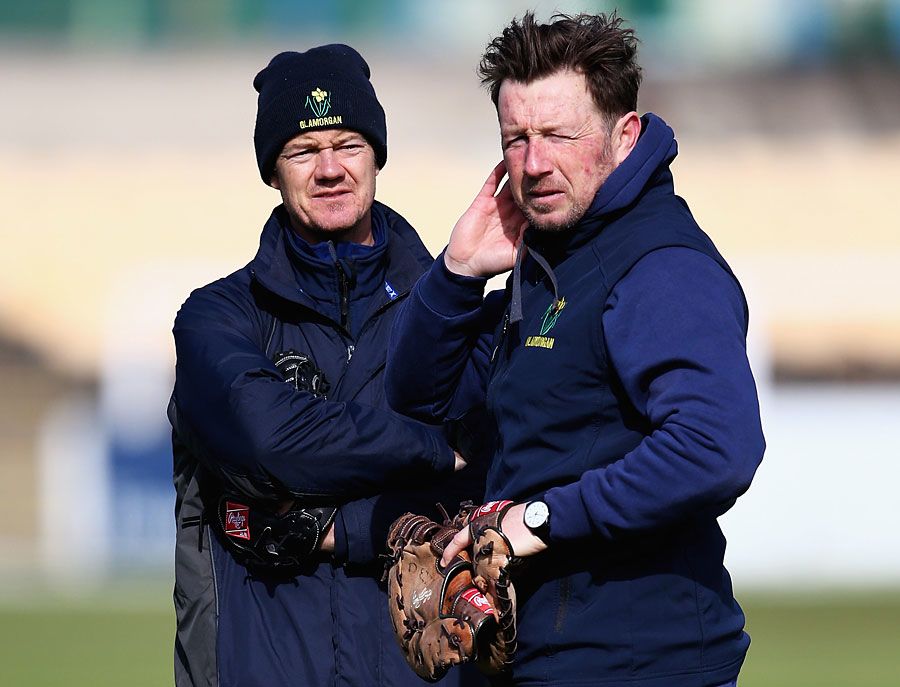 Robert Croft (right) chats with Toby Radford
