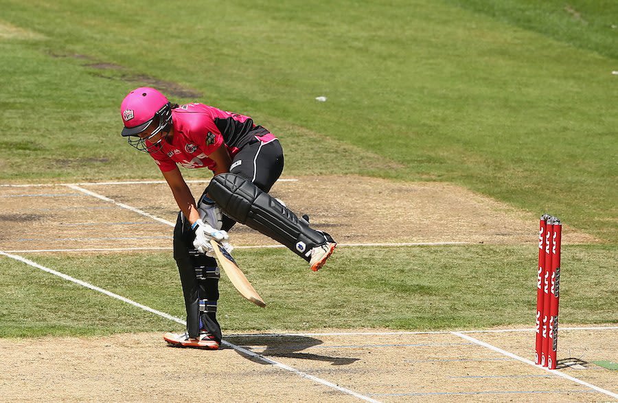 Sara McGlashan attempts a trick shot
