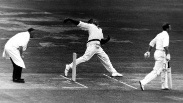 Is mankading any worse than sledging?