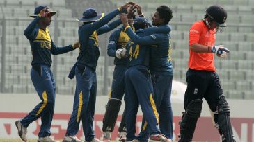 England rue 'off day' against SL's spinners