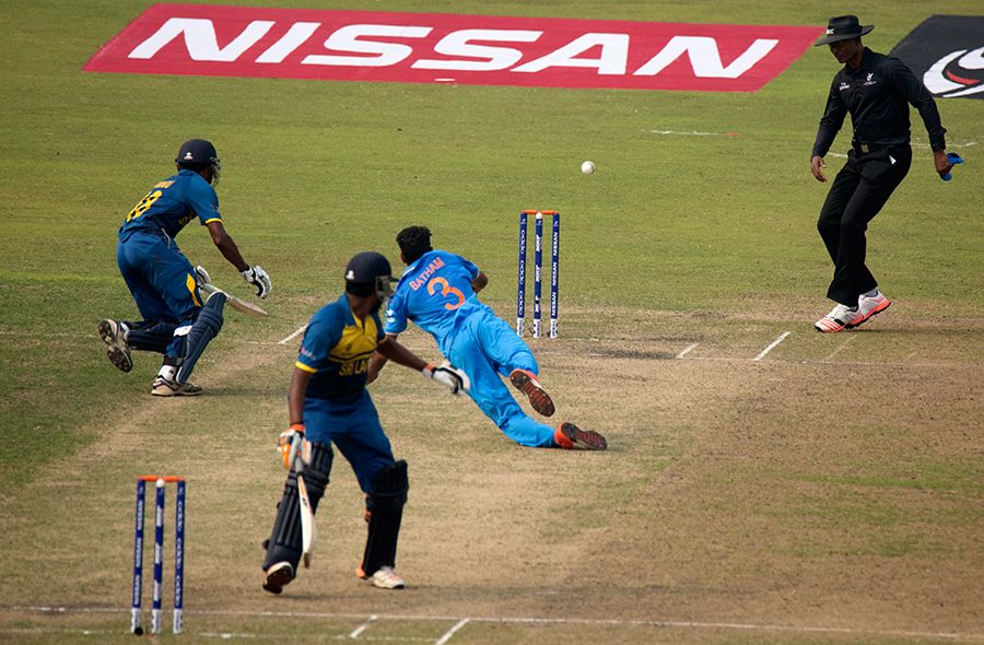 Rahul Batham attempts a run-out