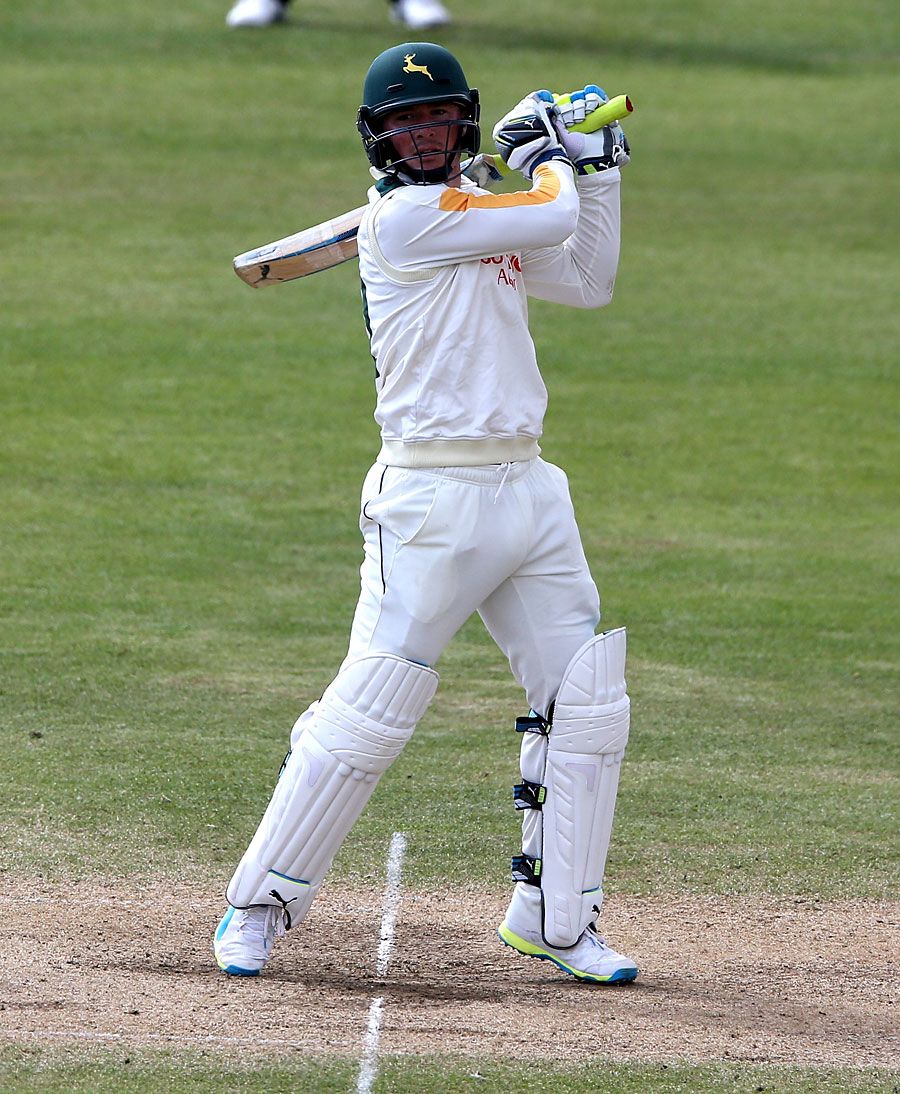 Greg Smith anchored Nottinghamshire's nervous chase