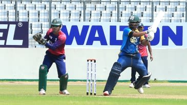 Shamsur Rahman century topples Dhanmondi Club