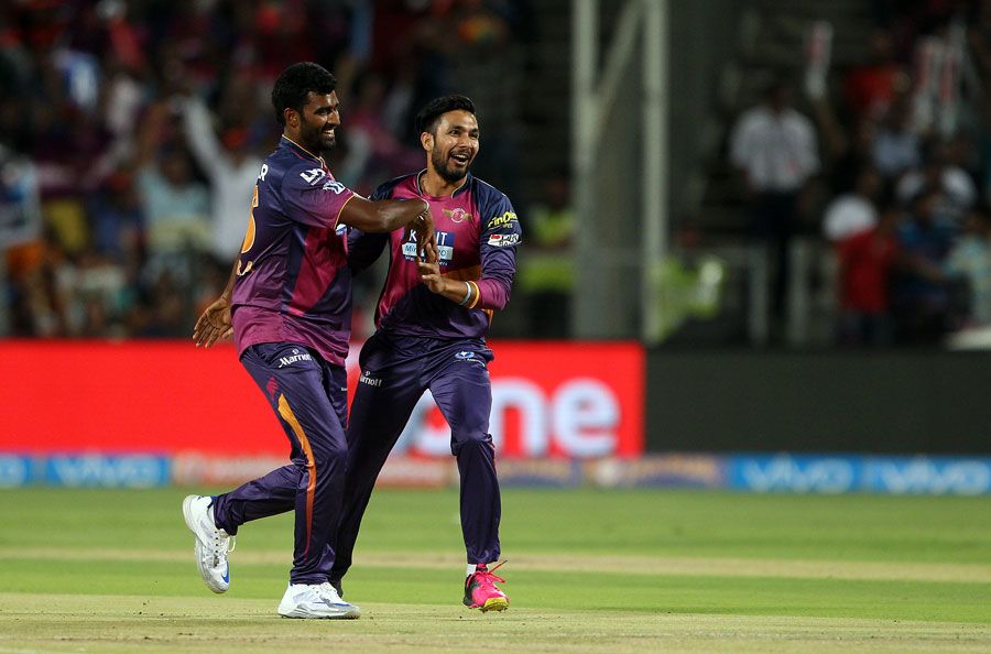 Thisara Perera celebrates dismissing KL Rahul with Ankit Sharma