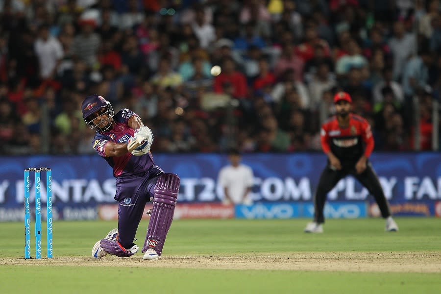 Rajat Bhatia played a late cameo of 21 off 11 balls