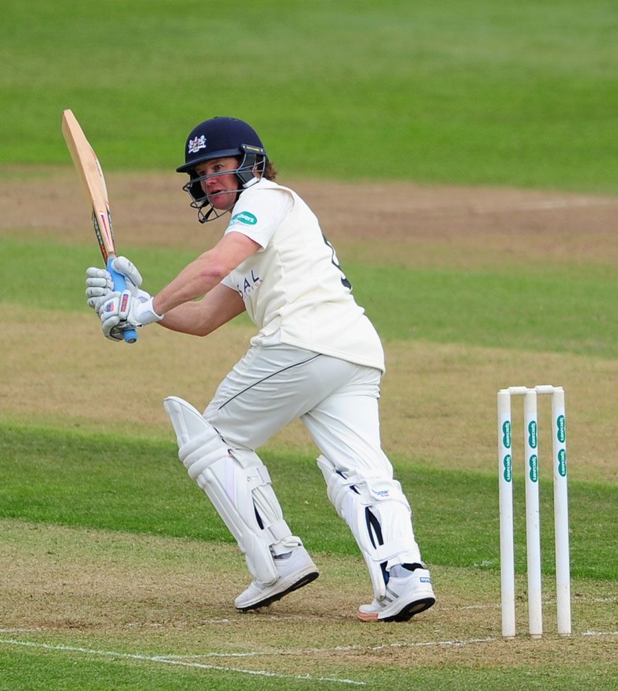 Hamish Marshall reached his fifty from 111 balls
