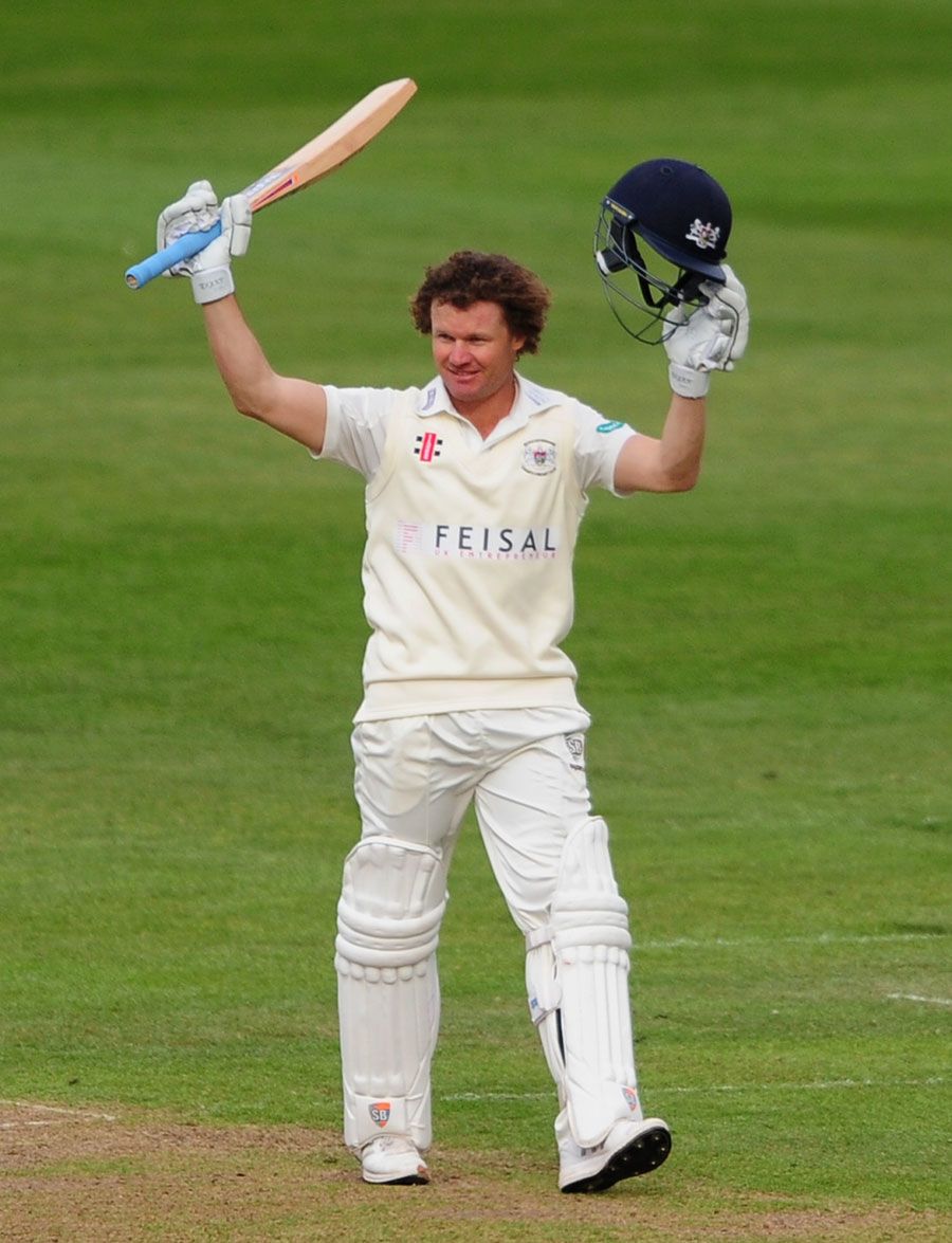Hamish Marshall's hundred put Gloucestershire in control