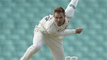 Yorkshire bring in Mathew Pillans from Surrey