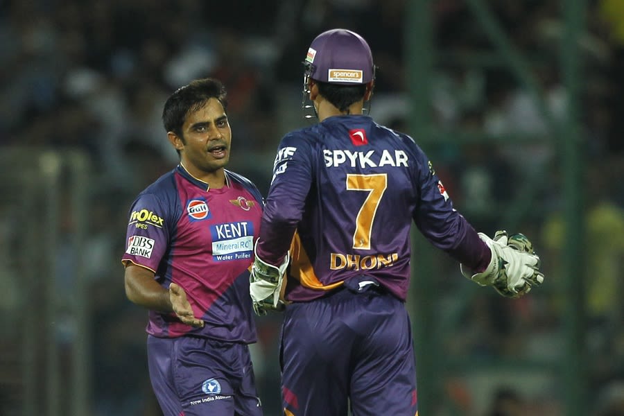 Rajat Bhatia picked up two wickets