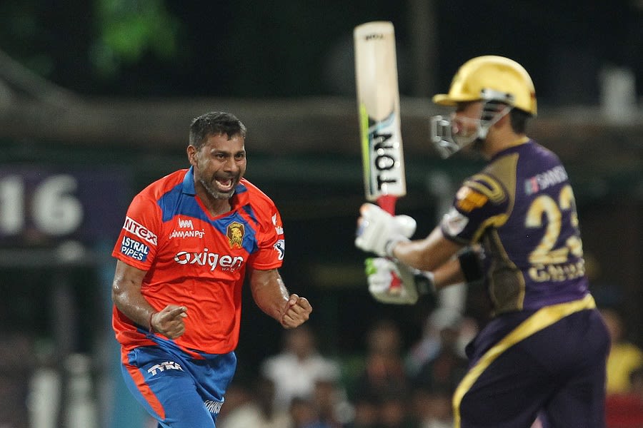 Praveen Kumar celebrates the early wicket of Gautam Gambhir