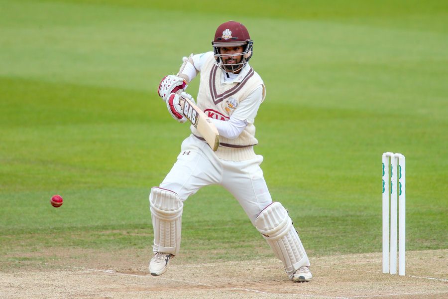 Arun Harinath resists for Surrey