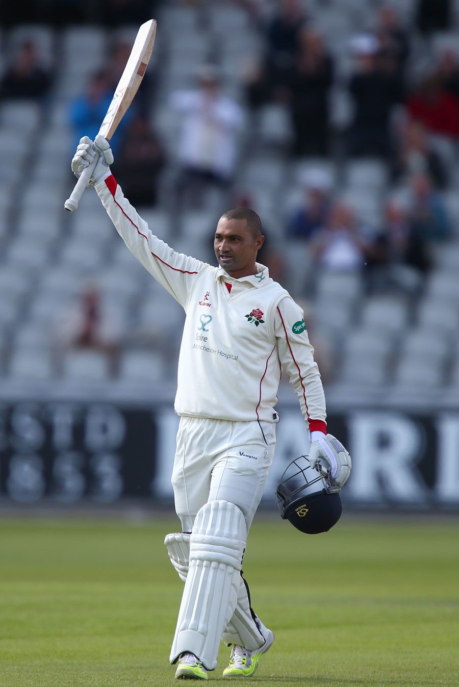 Alviro Petersen reached his first hundred of the summer