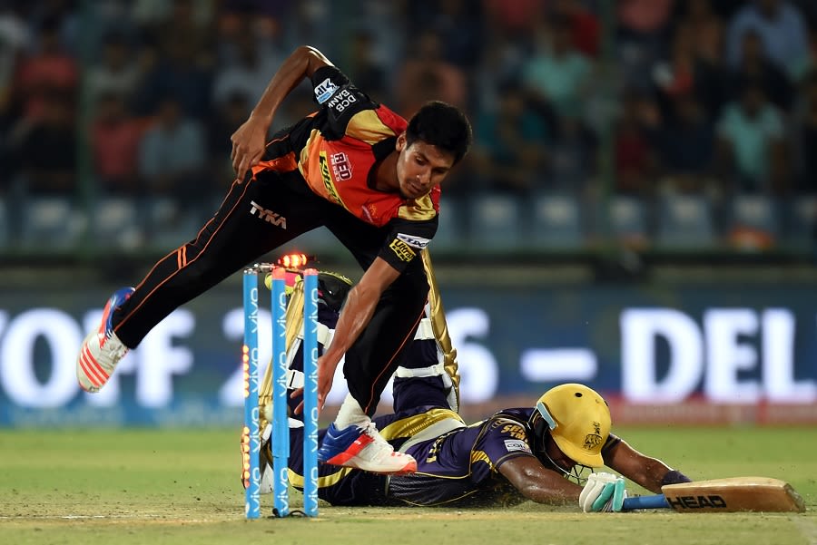 R Sathish puts in a dive to make his ground