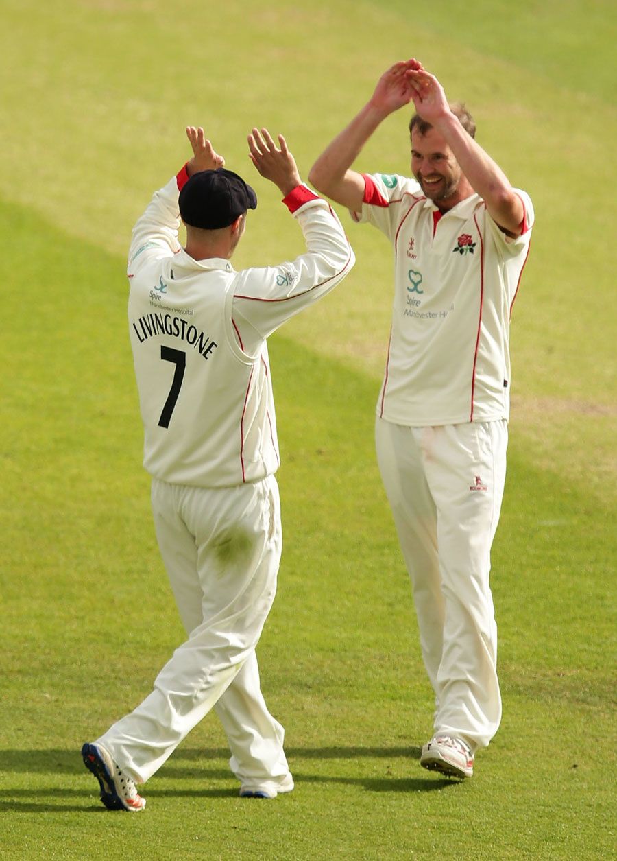Tom Smith struck early in the second innings
