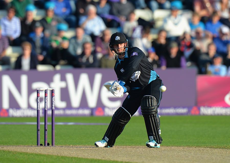 Alexei Kervezee's unbeaten half-century helped Worcestershire to victory