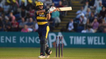 Jackson answers Kent's emergency call