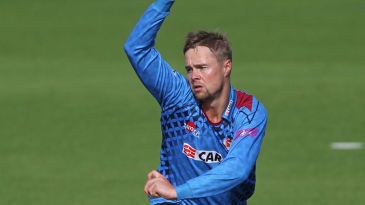 Cowdrey dynasty ends as Fabian calls time on career at 24