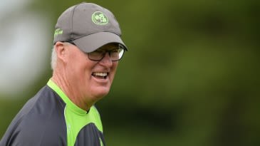 Bracewell to step down as Ireland's head coach