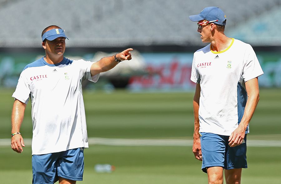Charl Langeveldt has a word with Morne Morkel during a training session