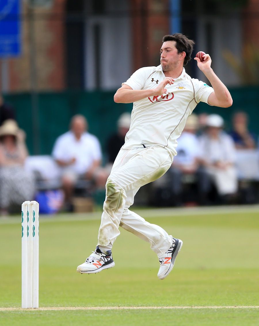 Mark Footitt bowls for Surrey