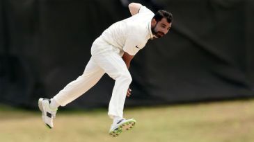Shami six-for hands Bengal bonus-point win