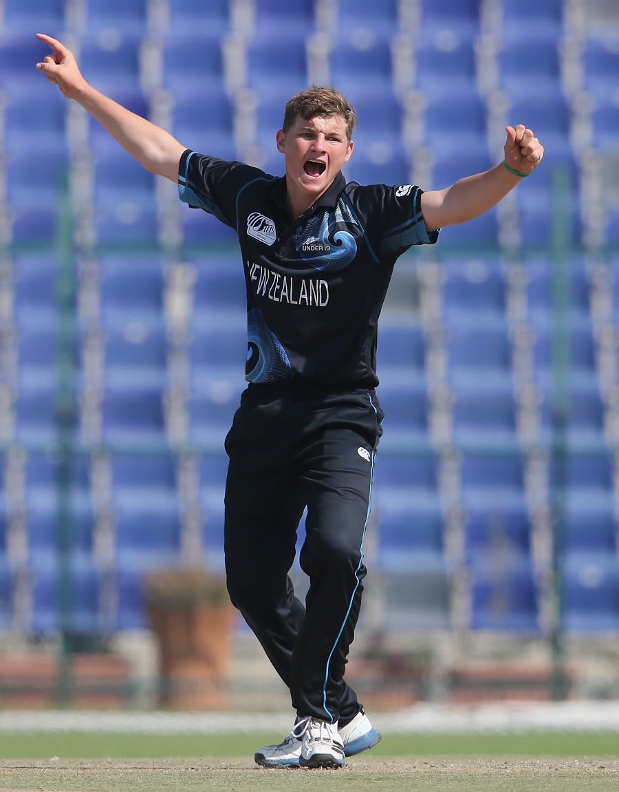 Jeremy Benton pinned Mehedi Hasan Miraz lbw