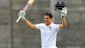 Westbury, Bartlett tons crush SL