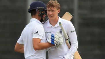 Bartlett, Rawlins bat out a draw for England