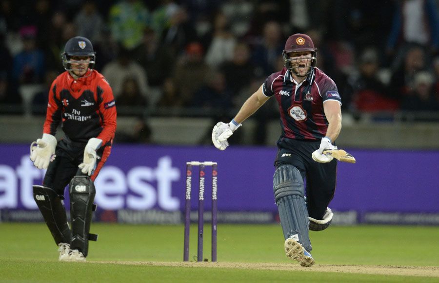 Alex Wakely helped resurrect the innings once again