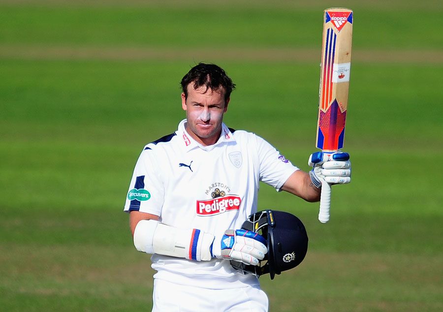 Sean Ervine acknowledges his hundred