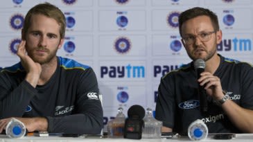 Doull wants Williamson, Hesson replaced in T20 set-up