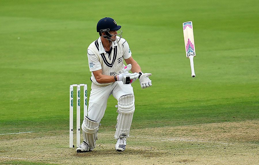 Nick Compton loses control of his bat