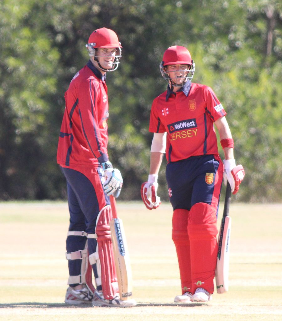 Anthony Hawkins-Kay and Jonty Jenner added 82 for the fifth wicket